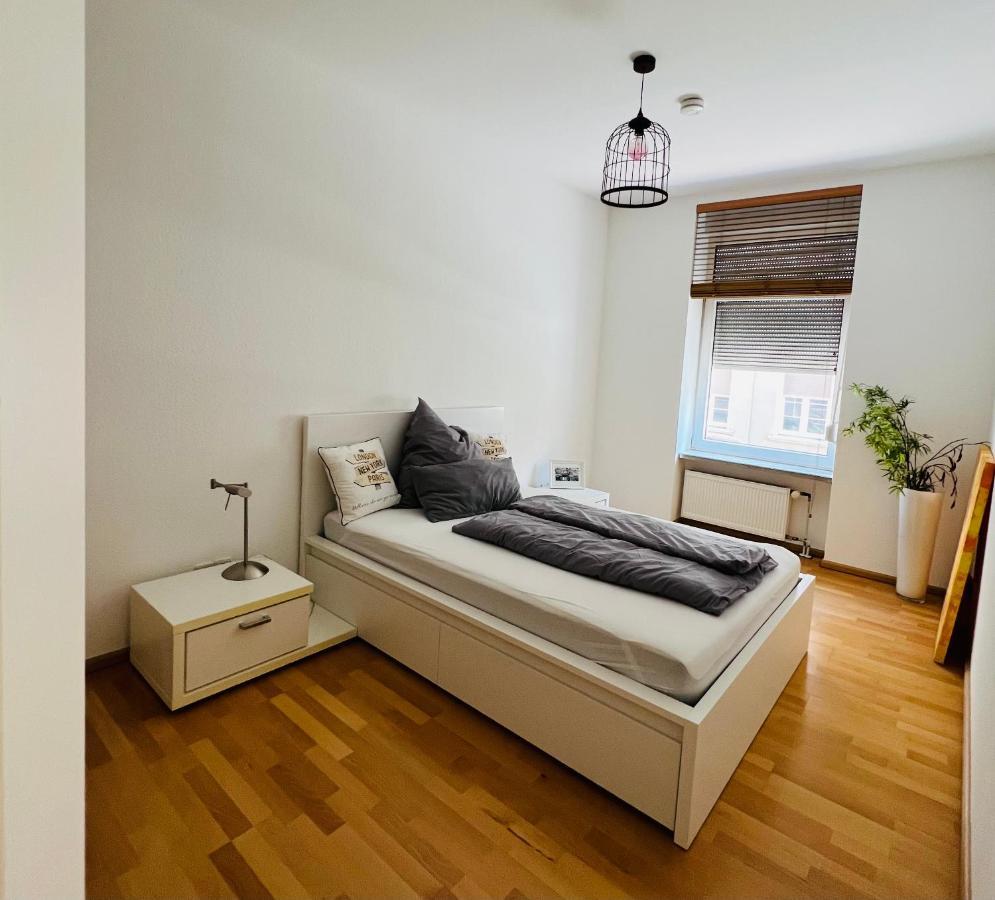 Grosses Und Helles Innenstadt Apartment - Ferienwohnung Bad Hombourg Extérieur photo